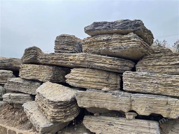 上海景观石小型叠石原石假山案例